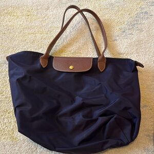 Longchamp purple tote excellent condition